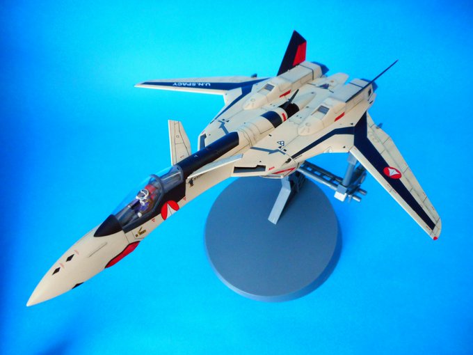 マクロスデジタルミッションVF-XのヴァルハラⅢ所属機風VF-19A完成しました。ゲームだと見た目ほぼYF-19なので、 マクロスデジタルミッションVF-XのヴァルハラⅢ所属機風VF-19A完成しました。ゲームだと見た目ほぼYF-19なので、