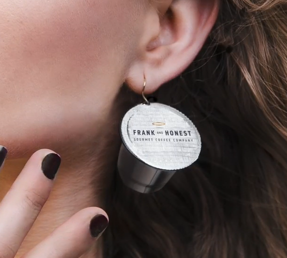 Frank & Honest coffee is the only accessory you need! #bemorefrankandhonest https://t.co/iBzWAL7OoT