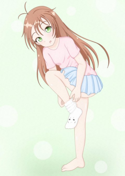 のんのんびより2枚目・v・靴下を立って履くこまちゃんを描きました🍞#なのん #のんのんびより のんのんびより2枚目・v・靴下を立って履くこまちゃんを描きました🍞#なのん #のんのんびより
