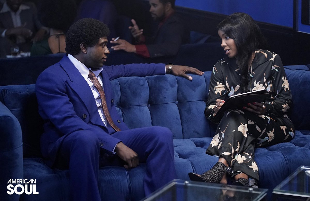 How are you guys enjoying tonight's episode so far? #AmericanSoulBET https://t.co/frlOOorOBs