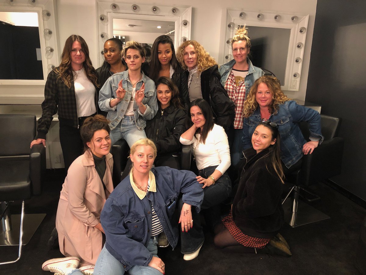 RT @CharliesAngels: Glam power. Cheers to our #WCW’s. #CharliesAngels ???????????? https://t.co/5zkOEkh7n4