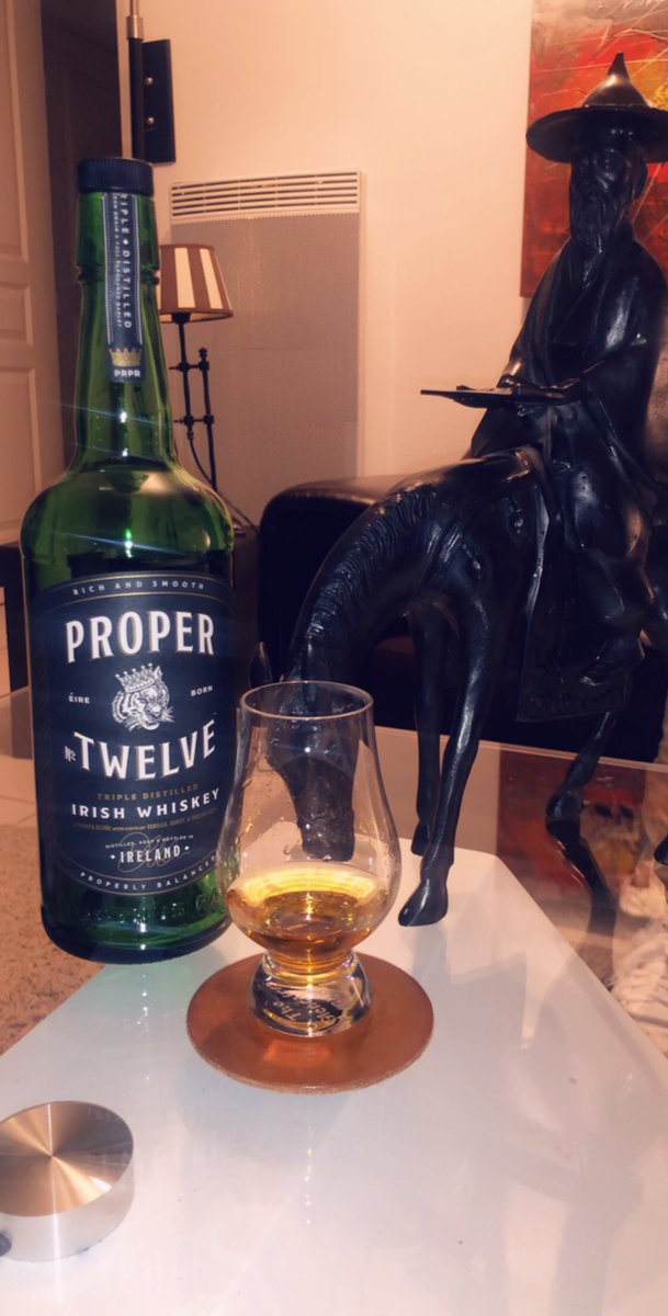 RT @Misteu12: @TheNotoriousMMA 
We need more #propertwelve in France ;) https://t.co/3cSCbLb4Ts