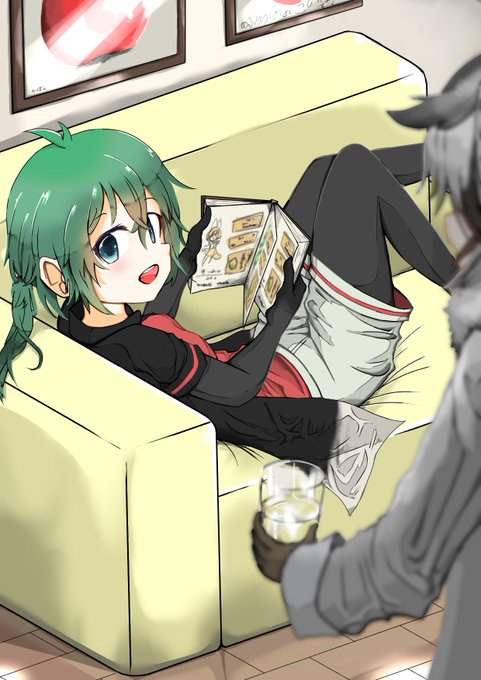 かばんさんの休日①コノハ博士「いつまで読むつもりですか。水分補給くらいするのです。」かばん「あぁ、ありがとう博士。」#け かばんさんの休日①コノハ博士「いつまで読むつもりですか。水分補給くらいするのです。」かばん「あぁ、ありがとう博士。」#け