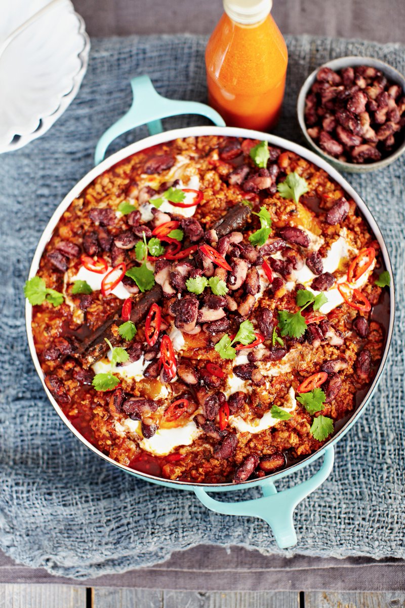 Slow-cook those peppers in a delicious chilli con carne....mmmm!
#EatThemToDefeatThem https://t.co/bhNePkhAEV https://t.co/Ta4XSuUwDG