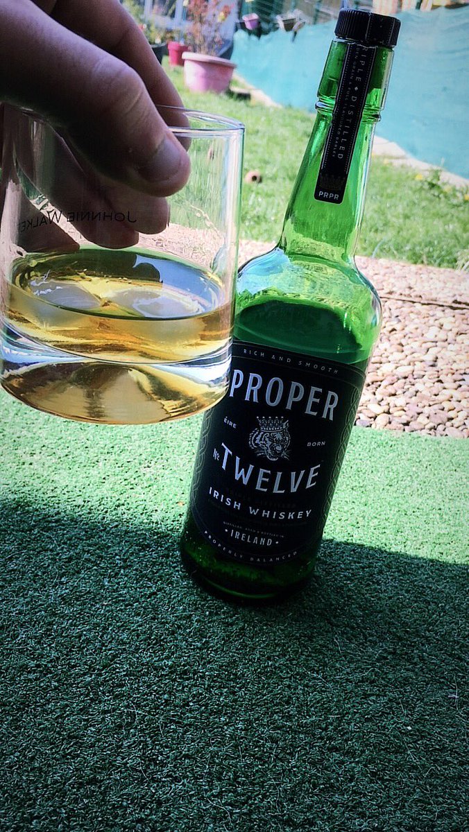 RT @Mask75Training: @ProperWhiskey  @TheNotoriousMMA  a good twelve to relax ☀️???????? https://t.co/HqUFNplCE4