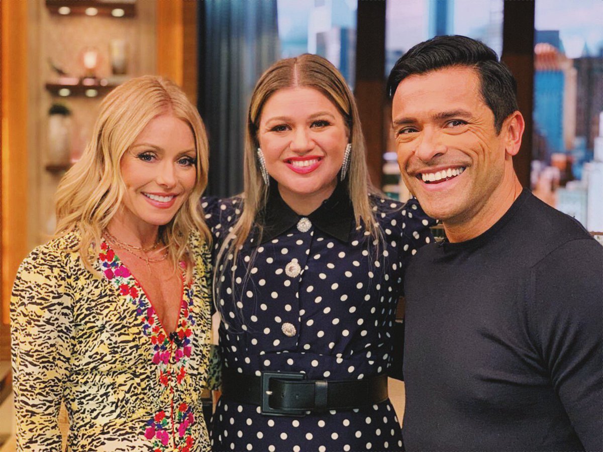 Thank you @LiveKellyRyan 
for having me on and talking about my new movie @uglydolls!! 