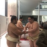 D3mhkdWV4AARQMu.jpg:thumb