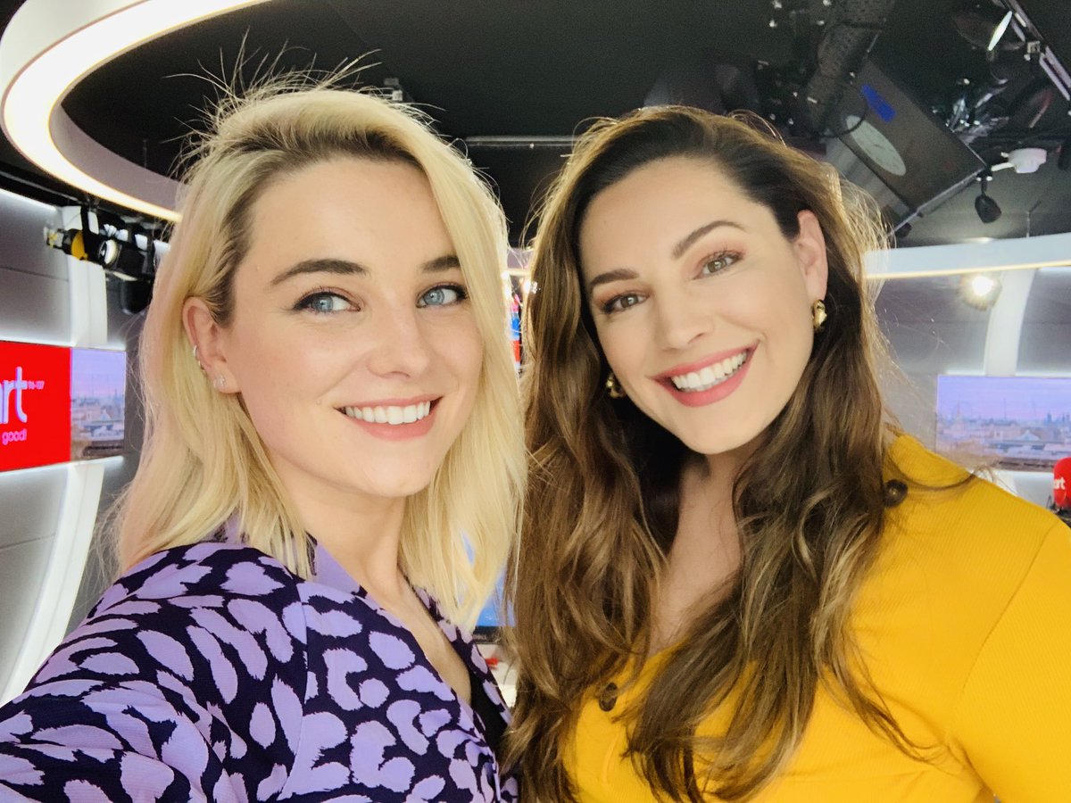 RT @Sianwelby: Girl power on @HeartLondon drive time tonight! ???? @IAMKELLYBROOK https://t.co/7vfiqslMDc