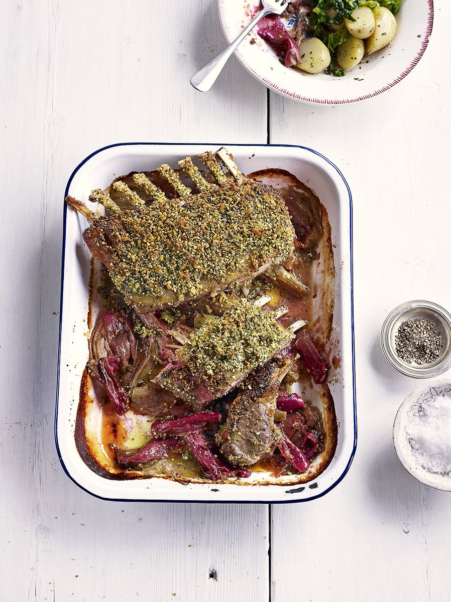 One for the weekend! Crusted lamb rack with rhubarb. https://t.co/EmHImZElV3 https://t.co/FfnssIueNA