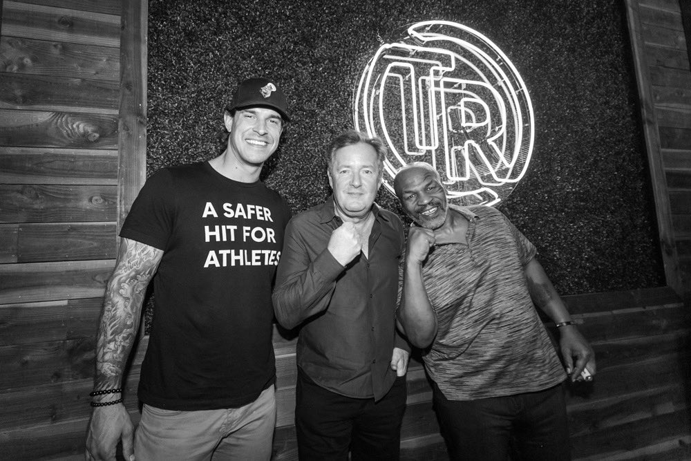RT @hotboxinpodcast: Tomorrow at 9pm EST we hotbox with @piersmorgan https://t.co/eDc89euSLk
