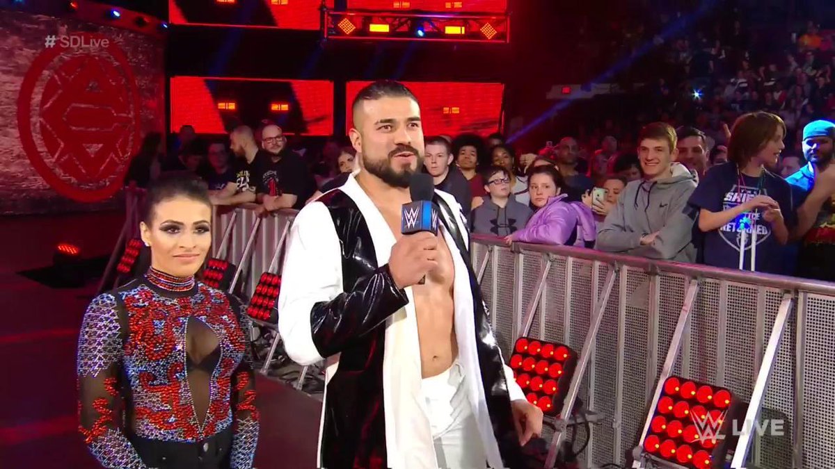 I must say @Zelina_VegaWWE I really like the royal blue and red touch ! Just like the Russian flag ???????? ????????❤️ https://t.co/vYxF0tclLu