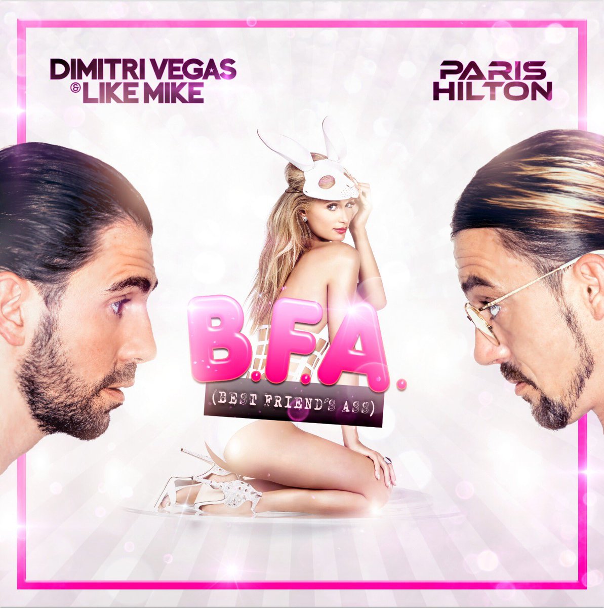 Best FRIENDS Ass ???????????? Pre-save my new track with @DimitriVegas & @RealLikeMike now ( Link in Bio) https://t.co/Lo6GEQ591t