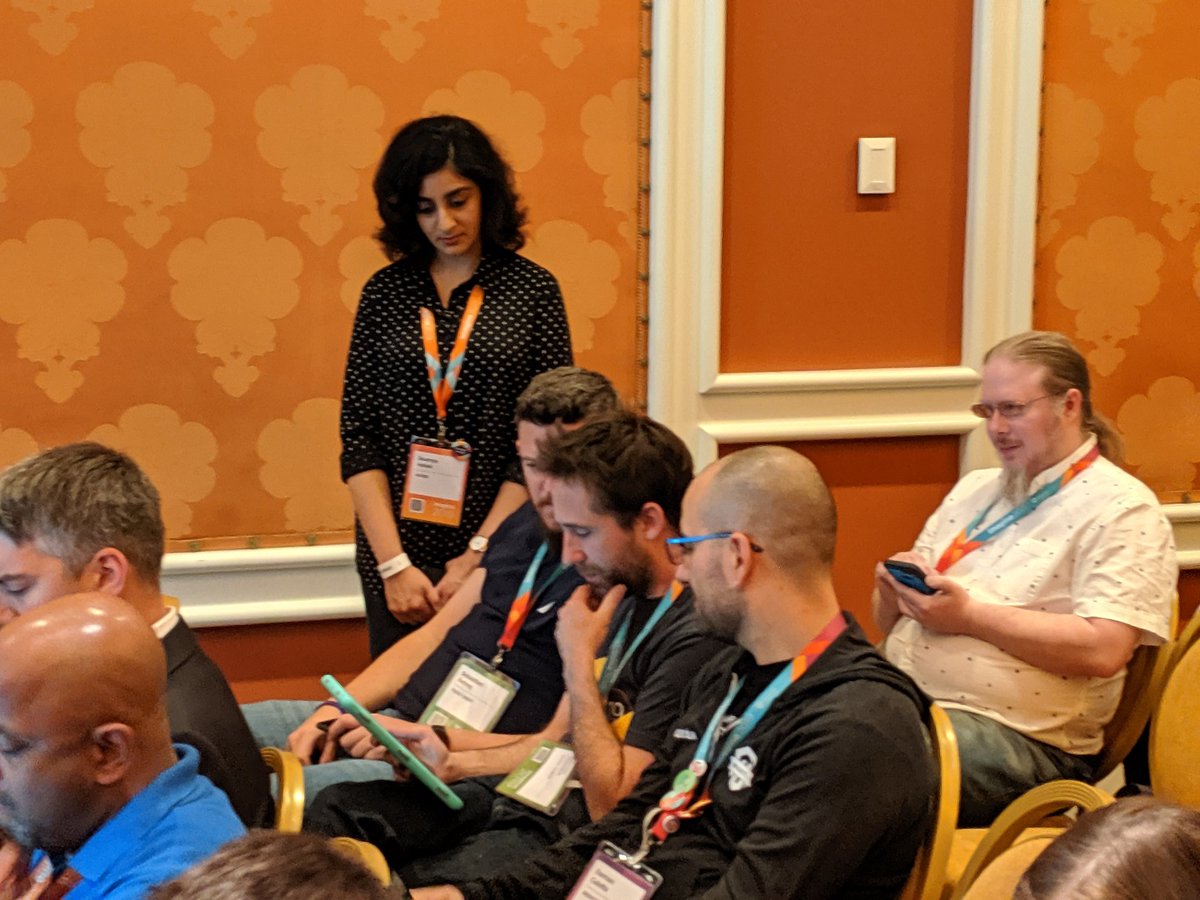 belbiy: @SouNagAsh is doing some amazing work doing the PWA survey. #MagentoImagine #Imagine2019 @magento_ux https://t.co/EKnrVX0ARH