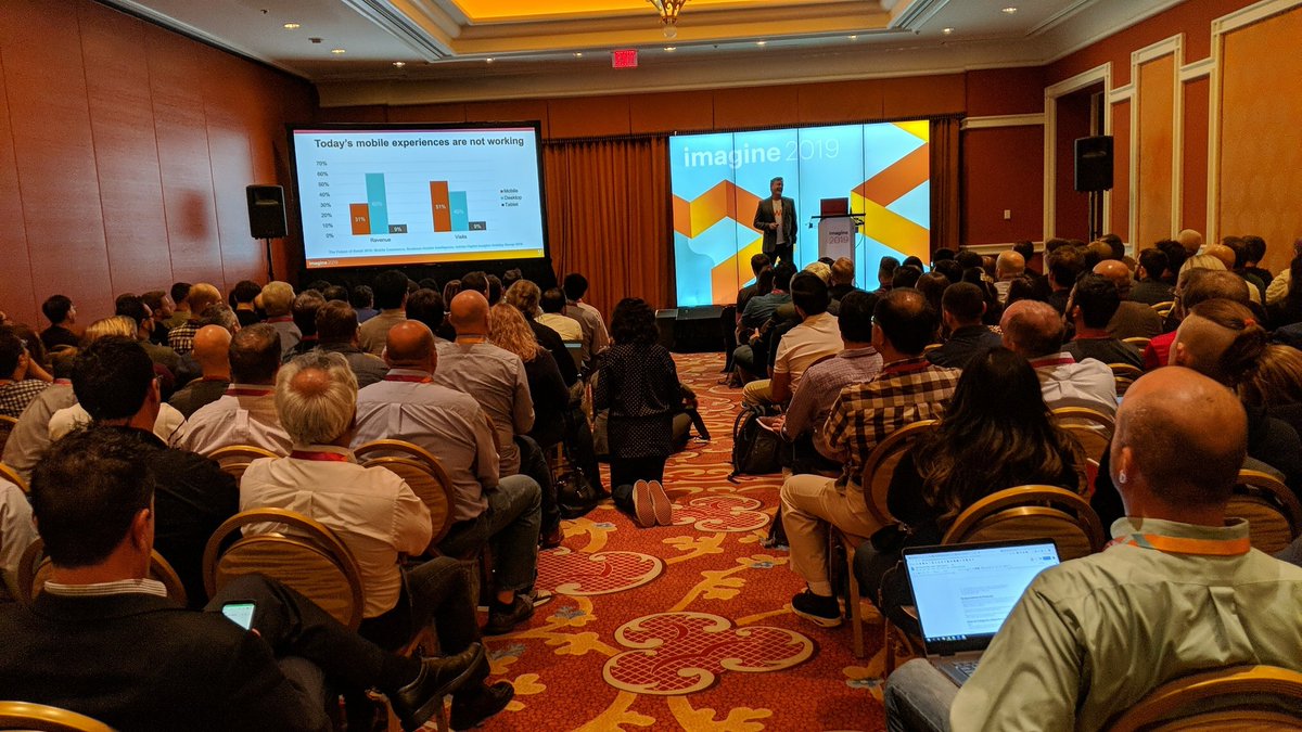 Navarr: PWA enhancing the web, standing room only. Should've came earlier! #MagentoImagine https://t.co/FTZJz16mpB