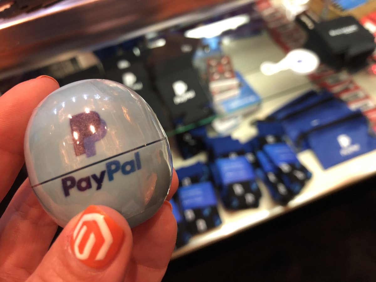 sherrierohde: The @PayPal is saving my Vegas-dry lips. Thank you! #MagentoImagine https://t.co/sMMHFZVaYE