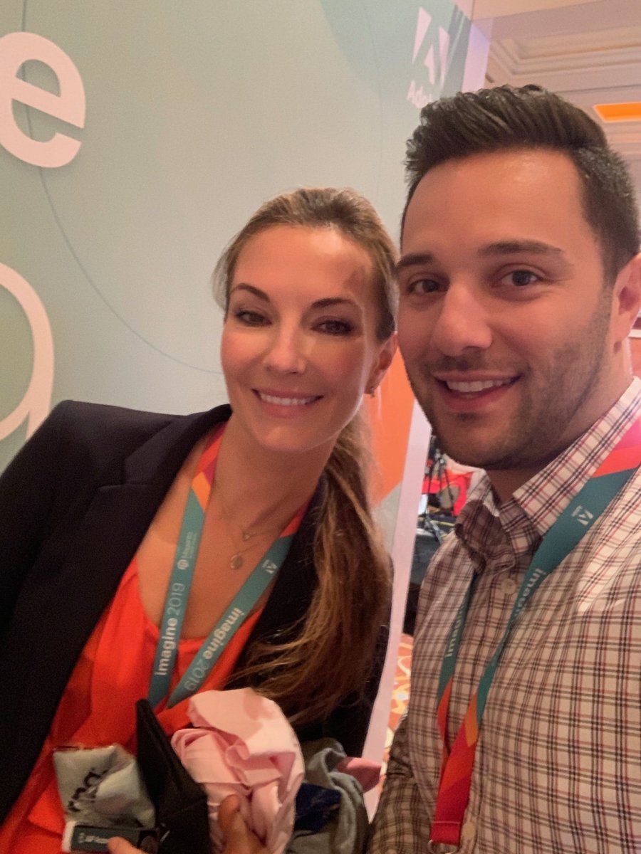 CooperHarris: With new friend @vincenzolandino at #MagentoImagine ! https://t.co/4Bp6R58Ikx