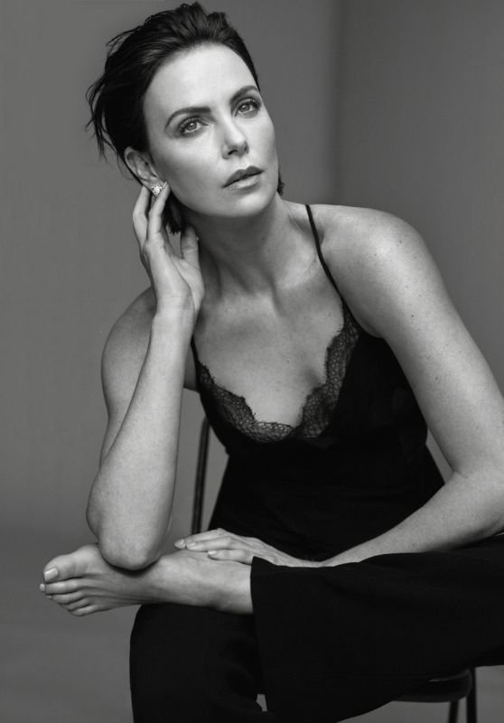 .#CharlizeTheron in the #VBSS19 lace trim cross back cami in @MarieClaireMag. Discover at https://t.co/jkoN0xxhHg https://t.co/c44iJbvAzD