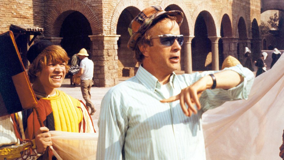 RT @THR: Franco Zeffirelli, Oscar-nominated director of 'Romeo and Juliet,' dies at 96 https://t.co/9e8uHmpONJ https://t.co/c5OqgQbE0t
