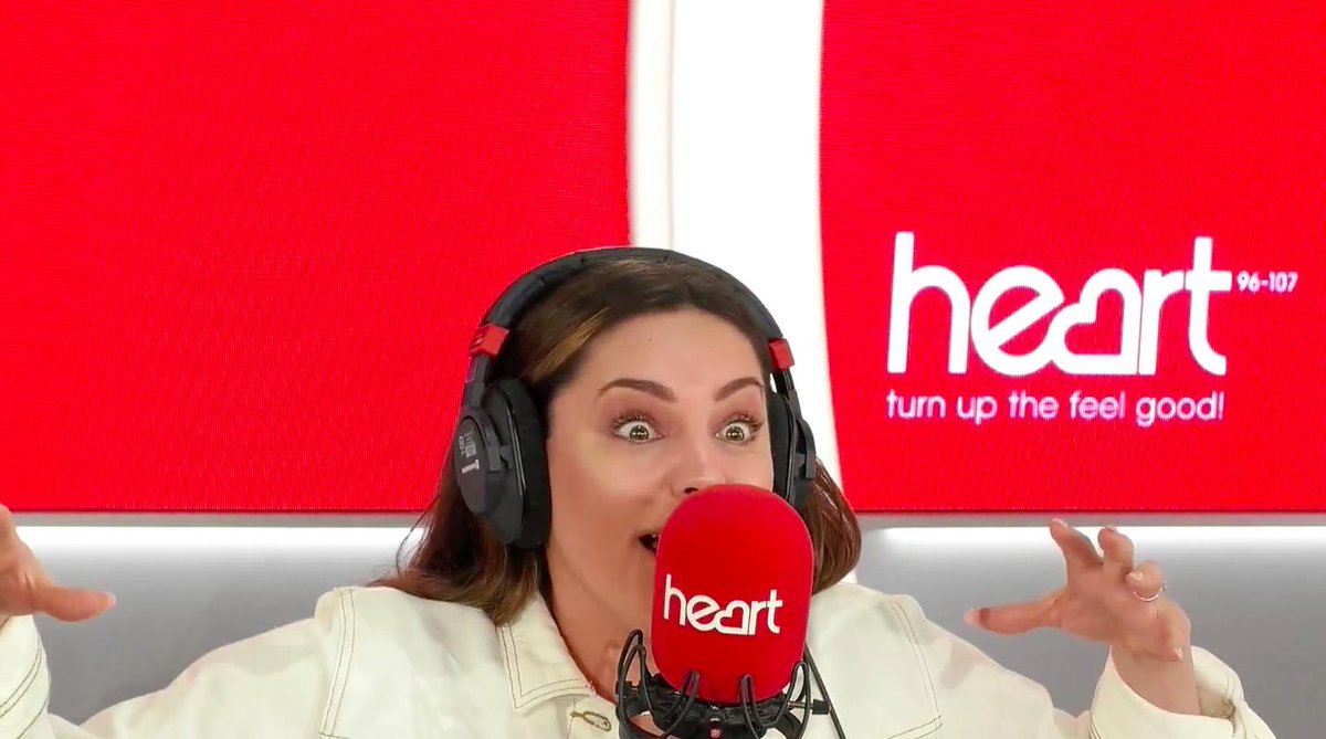 RT @thisisheart: Fish & chips... salt & pepper... @jkjasonking & @IAMKELLYBROOK are quite the duo ???????? https://t.co/Zjka18hl3X