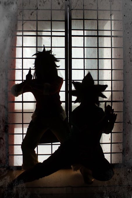 cos/ガイストクラッシャー..真銅一族🐍..真銅ナガレ:かなめさん真銅クラマ:岡田..生きているのかいないのか…いつか cos/ガイストクラッシャー..真銅一族🐍..真銅ナガレ:かなめさん真銅クラマ:岡田..生きているのかいないのか…いつか