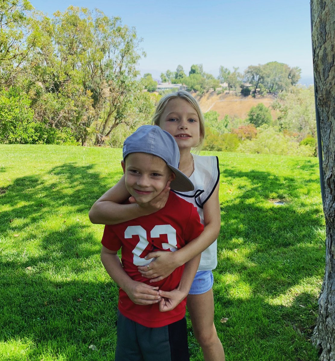 Besties for life ???? #MAXIDREW #ACEKNUTE https://t.co/LzPk567VkY