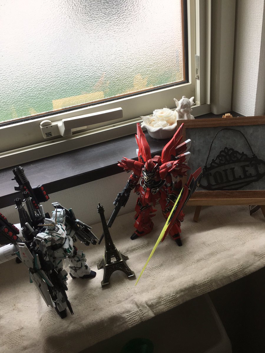 ガンダムUCシリーズを制覇するためとりあえず この二体をトイレにw ガンダムUCシリーズを制覇するためとりあえず この二体をトイレにw