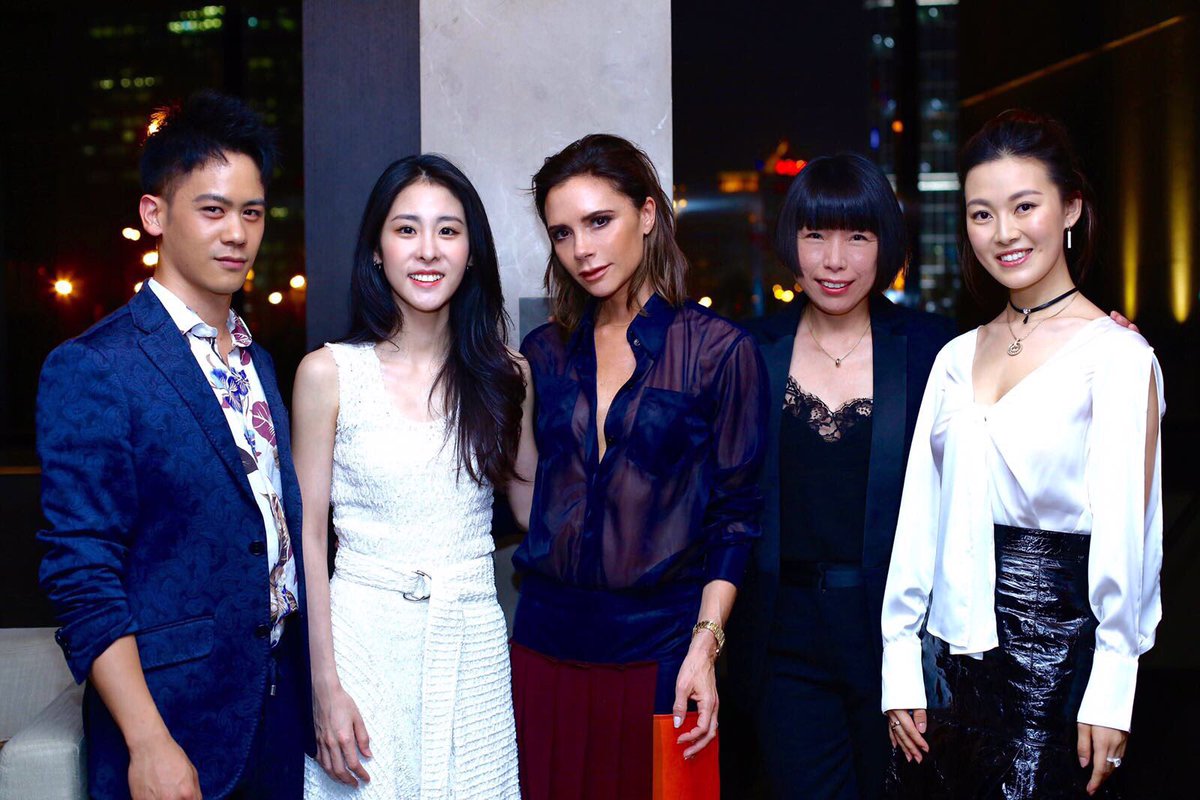 Thank you #AngelicaCheung for a wonderful evening in Beijing @voguechina x VB https://t.co/DVnhcFWz8R