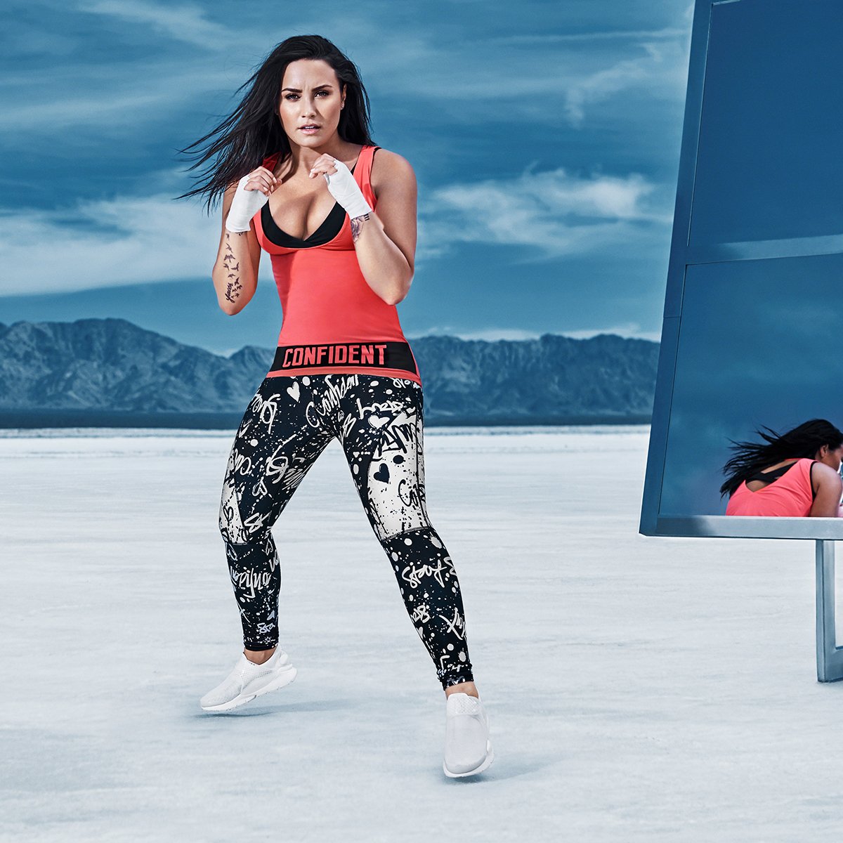 We can match in our confident tanks if you grab one from the #Demi4Fabletics collection ???? https://t.co/GKN6sj78W6 https://t.co/i6jMtkIvyp