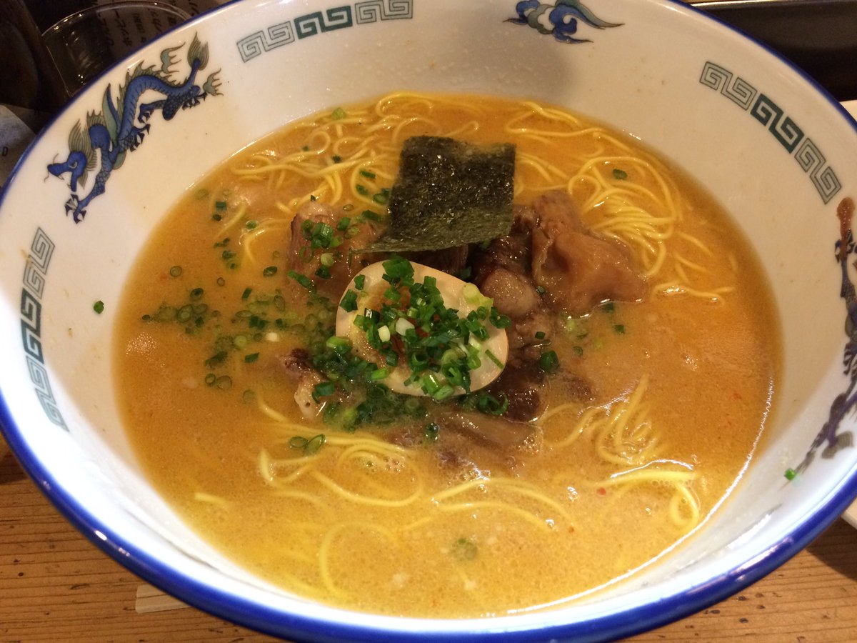 #ローリングガールズ で登場した所沢の「まぼろし軒」とんこつ味噌牛すじラーメン、屋台風の濃さがガツンときました! #ローリングガールズ で登場した所沢の「まぼろし軒」とんこつ味噌牛すじラーメン、屋台風の濃さがガツンときました!