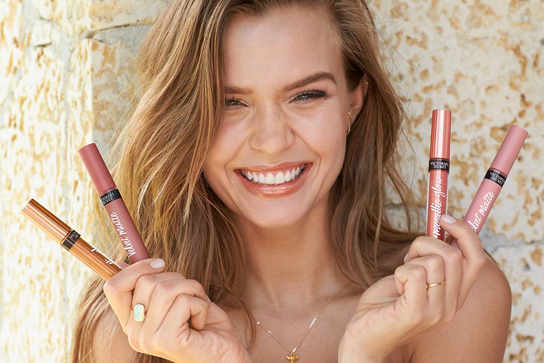 Update: the nude lip is always hot for summer. https://t.co/IR18SXG6SL https://t.co/GsG6ABJFiG