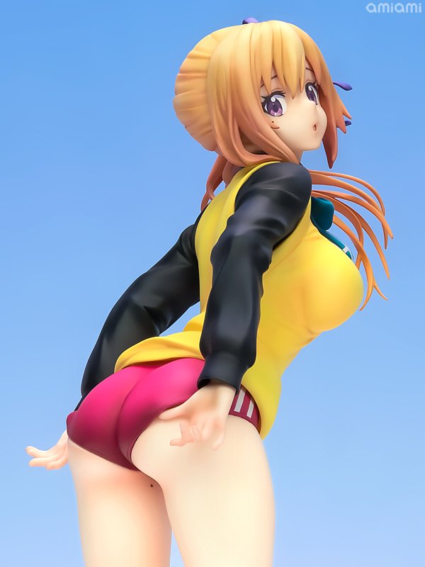 ふっくらしたほっぺたに控えめな小さいお口がなんとも愛らしい…!どこか幼さを感じる表情とボンッキュップリンッのギャップがた ふっくらしたほっぺたに控えめな小さいお口がなんとも愛らしい…!どこか幼さを感じる表情とボンッキュップリンッのギャップがた