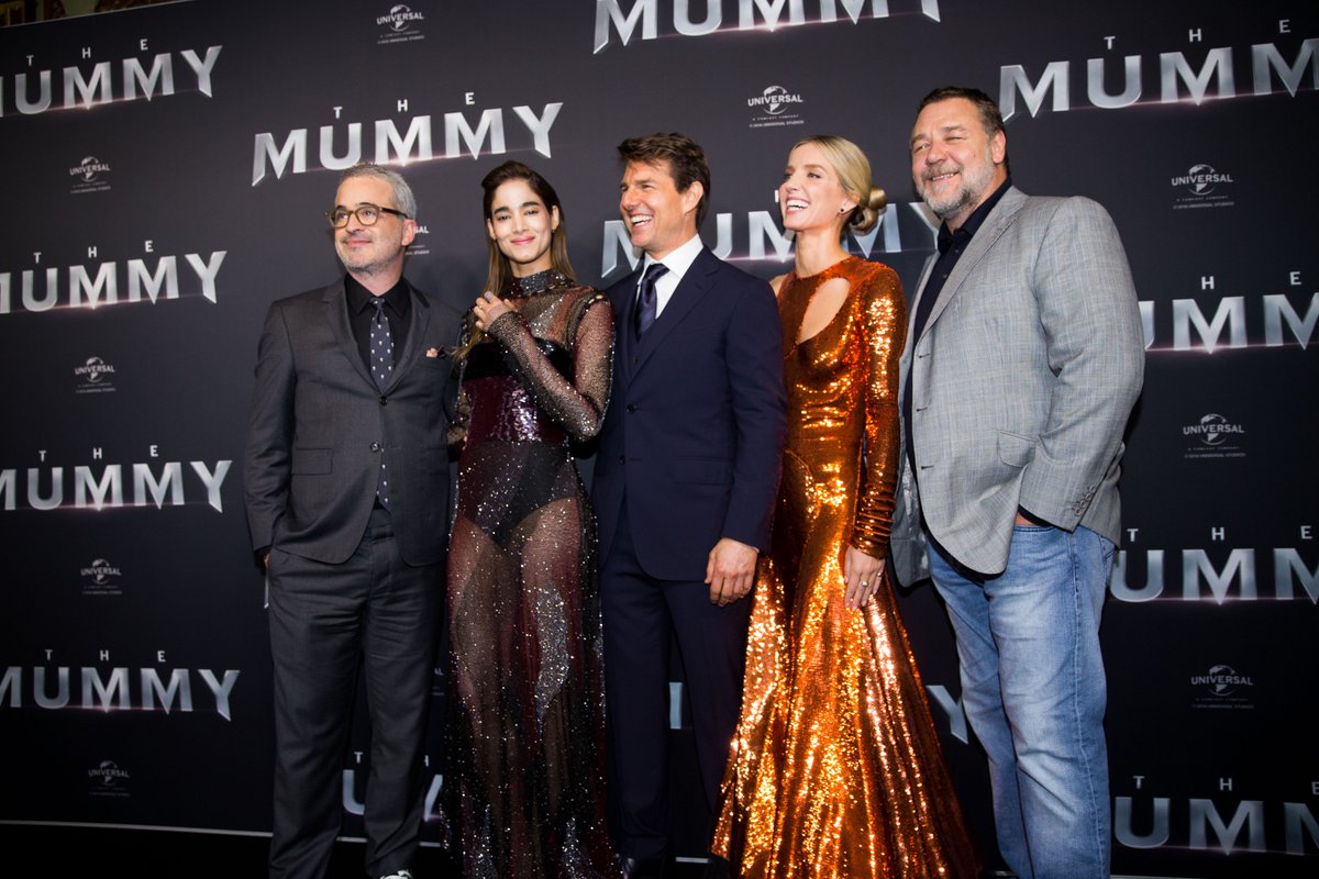 I'm so grateful to this cast and our director for making The Mummy such an unforgettable experience. https://t.co/4UEbsMRtVS