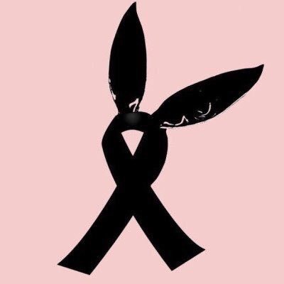 Sending all my love and prayers to the people of Manchester ❤️ https://t.co/cRiqSPTaq6