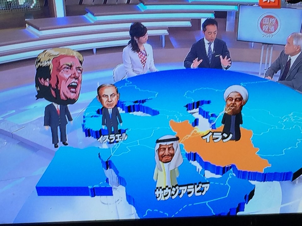 石油王が超能力異能バトルを展開してるのを見守ってる構図すき 石油王が超能力異能バトルを展開してるのを見守ってる構図すき