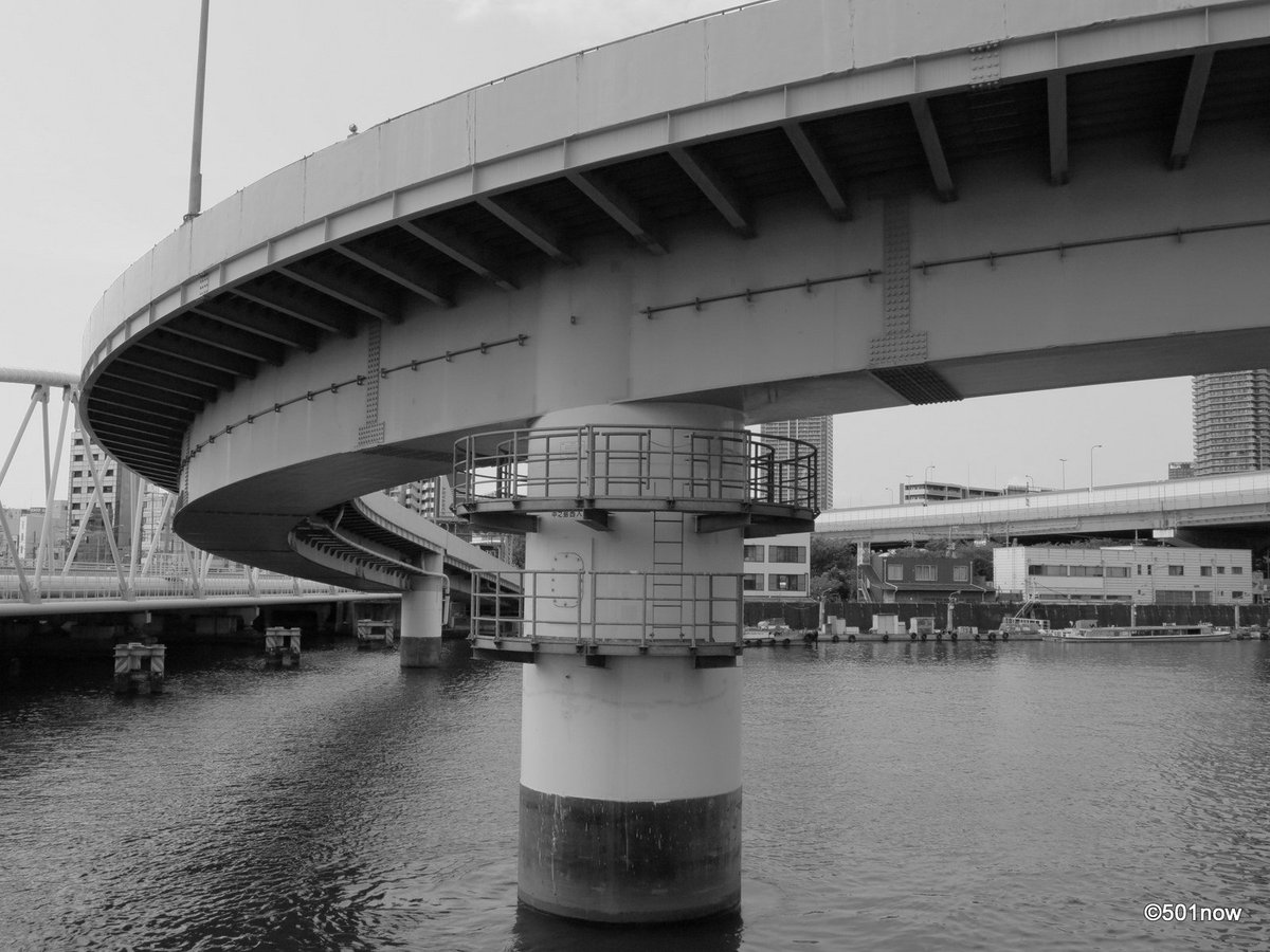 『中之島西』#大阪 #中之島 #阪神高速 #写真撮ってる人と繋がりたい#写真好きな人と繋がりたい#ファインダー越しの私の 『中之島西』#大阪 #中之島 #阪神高速 #写真撮ってる人と繋がりたい#写真好きな人と繋がりたい#ファインダー越しの私の