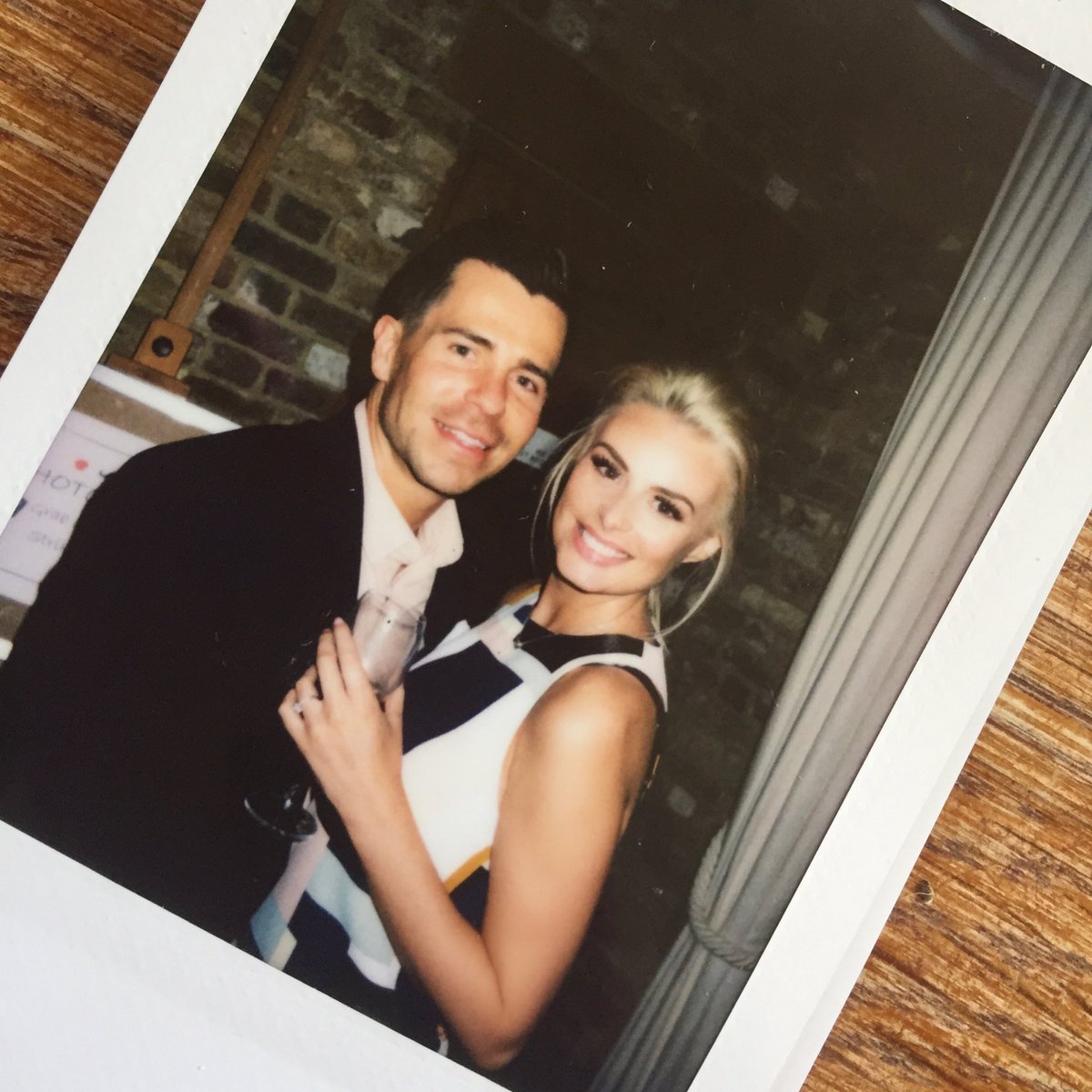 RT @olivermellor: Weekend spent in the homeland of Windsor with the wife @Rhianmarie https://t.co/Ro3GwqLfqC