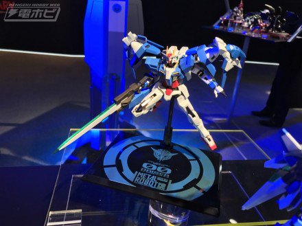 『#ガンダム 00』METAL ROBOT魂 ダブルオーザンライザーや『#コードギアス』ROBOT魂 ランスロット・エア 『#ガンダム 00』METAL ROBOT魂 ダブルオーザンライザーや『#コードギアス』ROBOT魂 ランスロット・エア