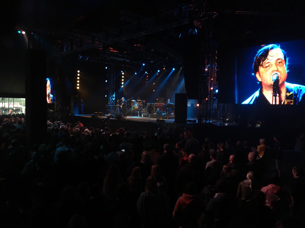 RT @JohnGiddings01: Last night
@IsleOfWightFest 2017
@Starsailorband https://t.co/pH6cWSHaXz