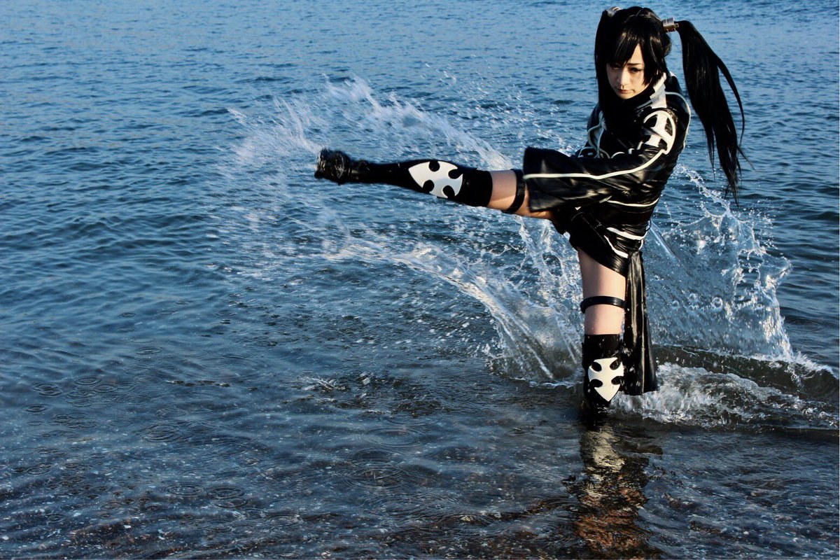 【コス】海撮 Dグレ リナリー 絵師戦Photo かなこ( )今日の朝5時からの撮影!ずっとやりたかったシーンだから走っ 【コス】海撮 Dグレ リナリー 絵師戦Photo かなこ( )今日の朝5時からの撮影!ずっとやりたかったシーンだから走っ