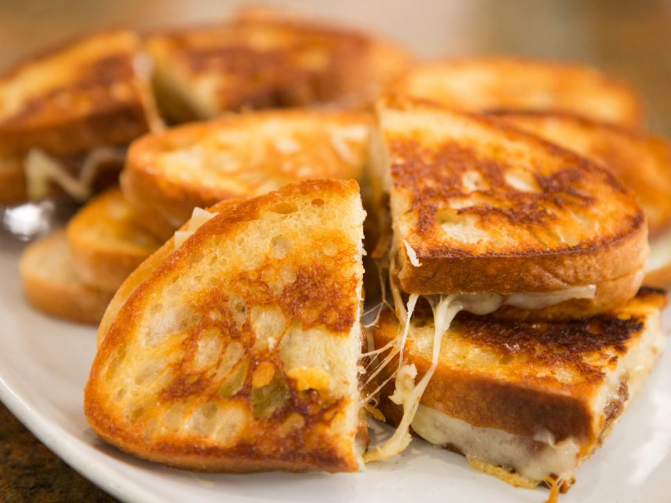 Cheesy does it!
https://t.co/CRTppAs71g https://t.co/wDQNU2gjFH