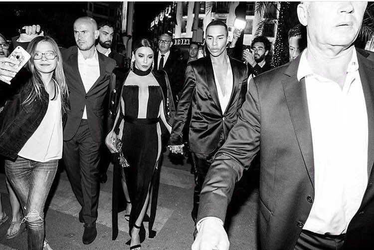 Just casually crossing the street with @ORousteing! #BalmainxLoreal #Cannes2017 @Loreal_makeup https://t.co/6vyYcIgN1i