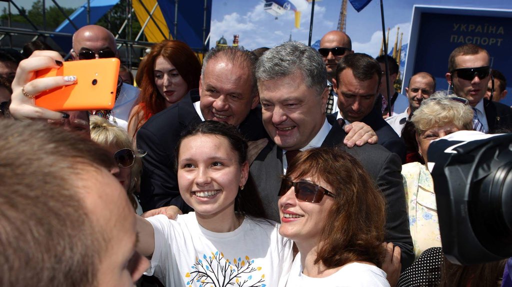 Celebrating with president @poroshenko