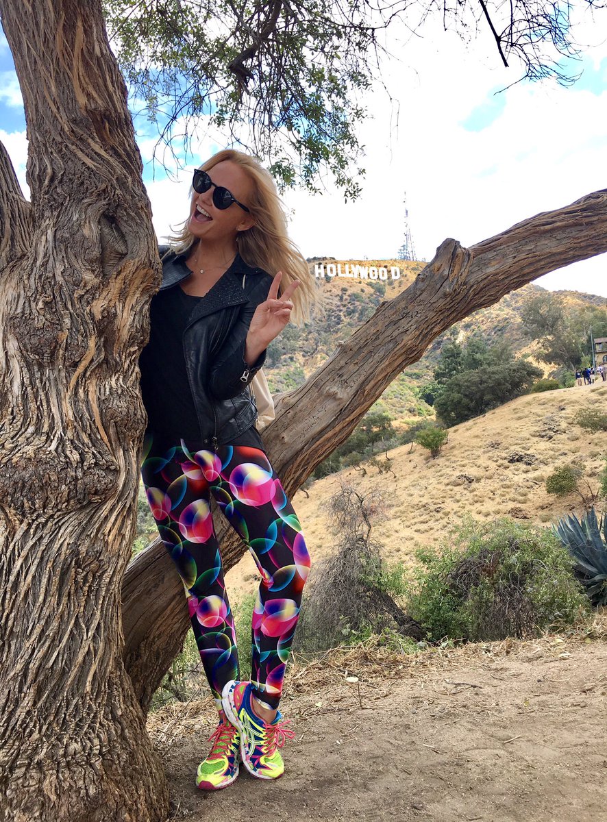 Resting on a tree after hiking to the Hollywood sign! Love my @fomolondon #hollywood #lagaypride ???? https://t.co/9faywFfEHn