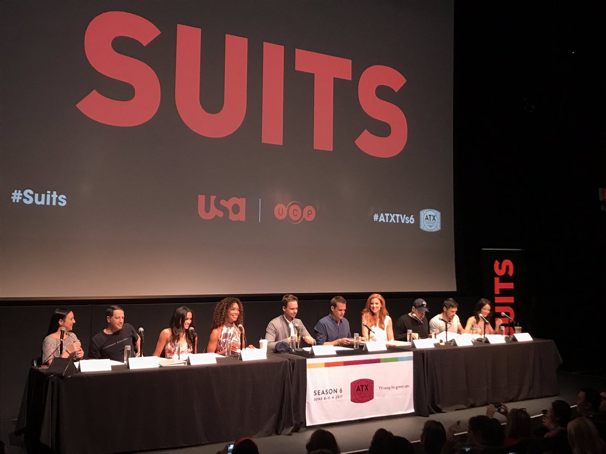 RT @ATXFestival: The wonderful cast of #Suits celebrating 100 episodes at #ATXTVs6 https://t.co/lWQ6N4ihSW