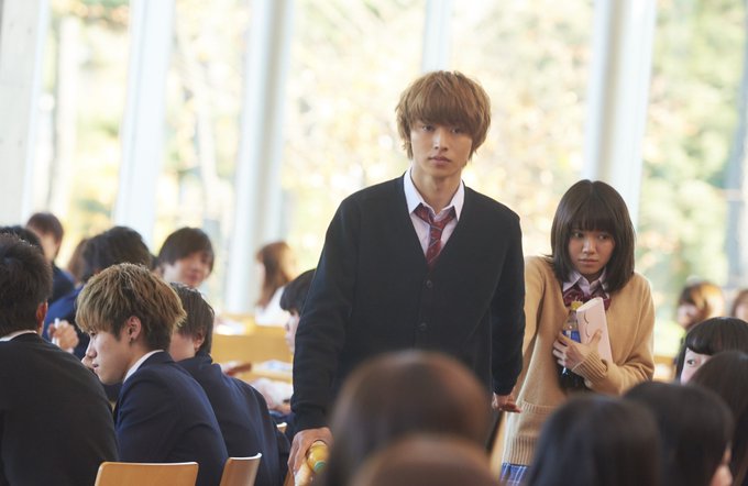 学生が集まる大きな食堂でエリカの手を引っ張り引き連れていく恭也。私も『行くぞ』って手握られたい…#山崎賢人 #二階堂ふみ 学生が集まる大きな食堂でエリカの手を引っ張り引き連れていく恭也。私も『行くぞ』って手握られたい…#山崎賢人 #二階堂ふみ
