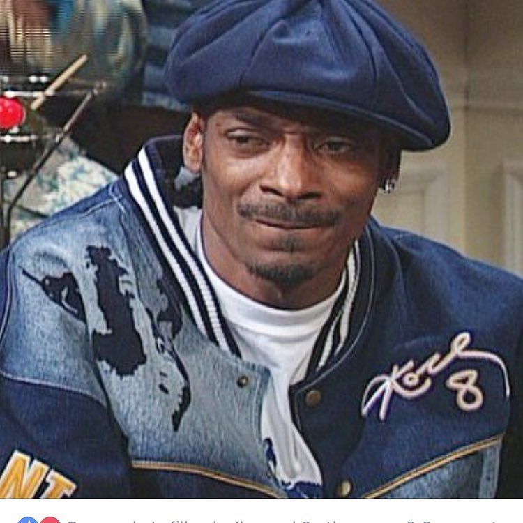 Throwbac Kobe coat finals shit ???????????????? https://t.co/lEtyRYjBzt https://t.co/Qt3NC45Ap2