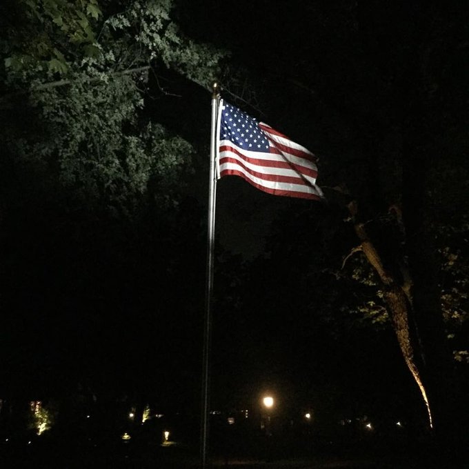 Here is our flag shining bright at night / light it up. Dramatic & tasteful, it's a process, but you can see here … https://t.co/gNBisycccJ https://t.co/7vrvc1uN7W