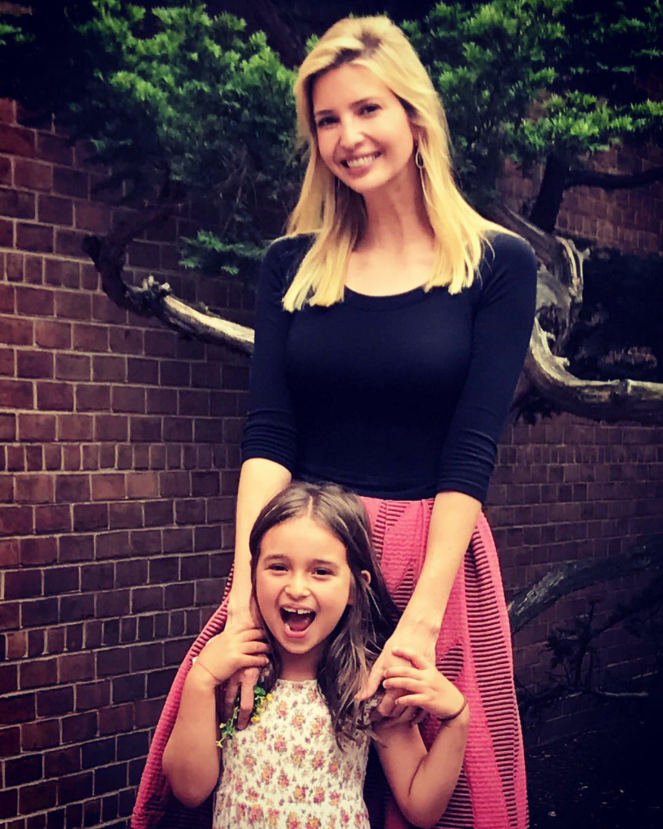 Arabella’s last day of school! Can’t believe she is going to be in first grade – but first, summer!☀️ https://t.co/Dl89nGYyev