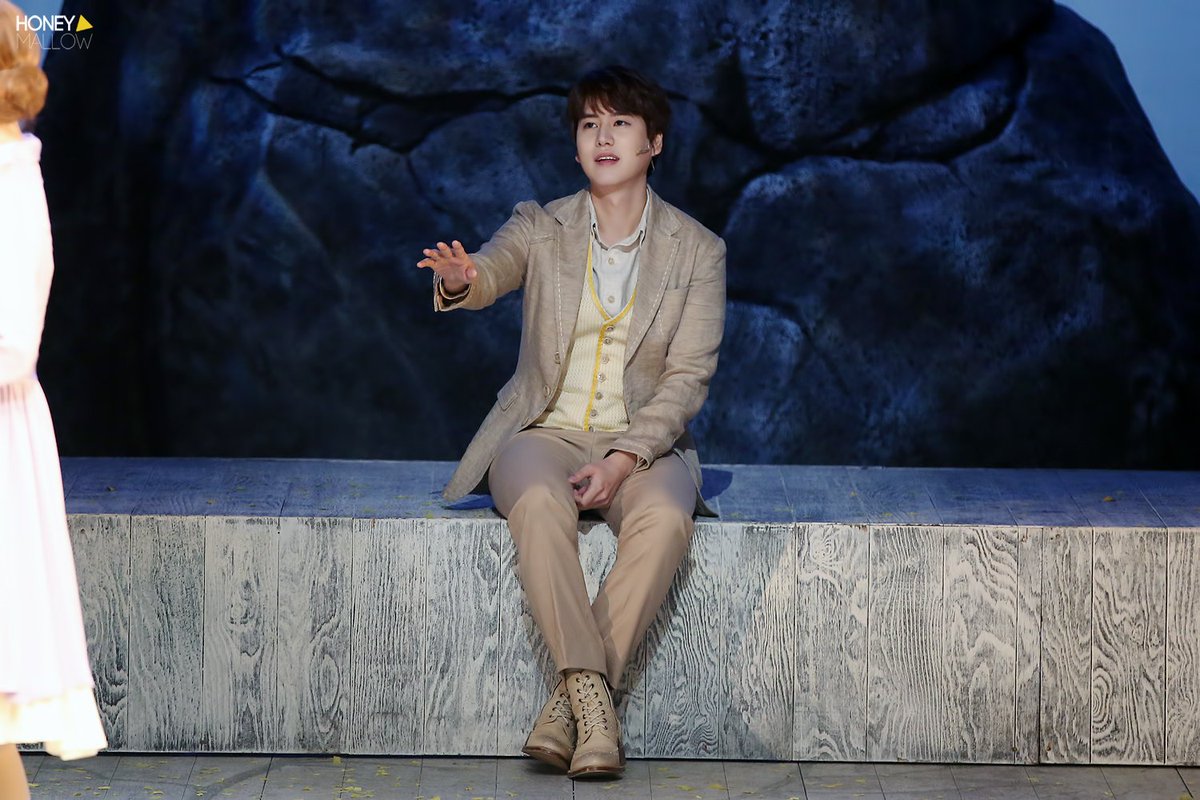 다시 만나는 날 규현 KYUHYUN 기다리며 D701 D702 말아요 ninaninoow