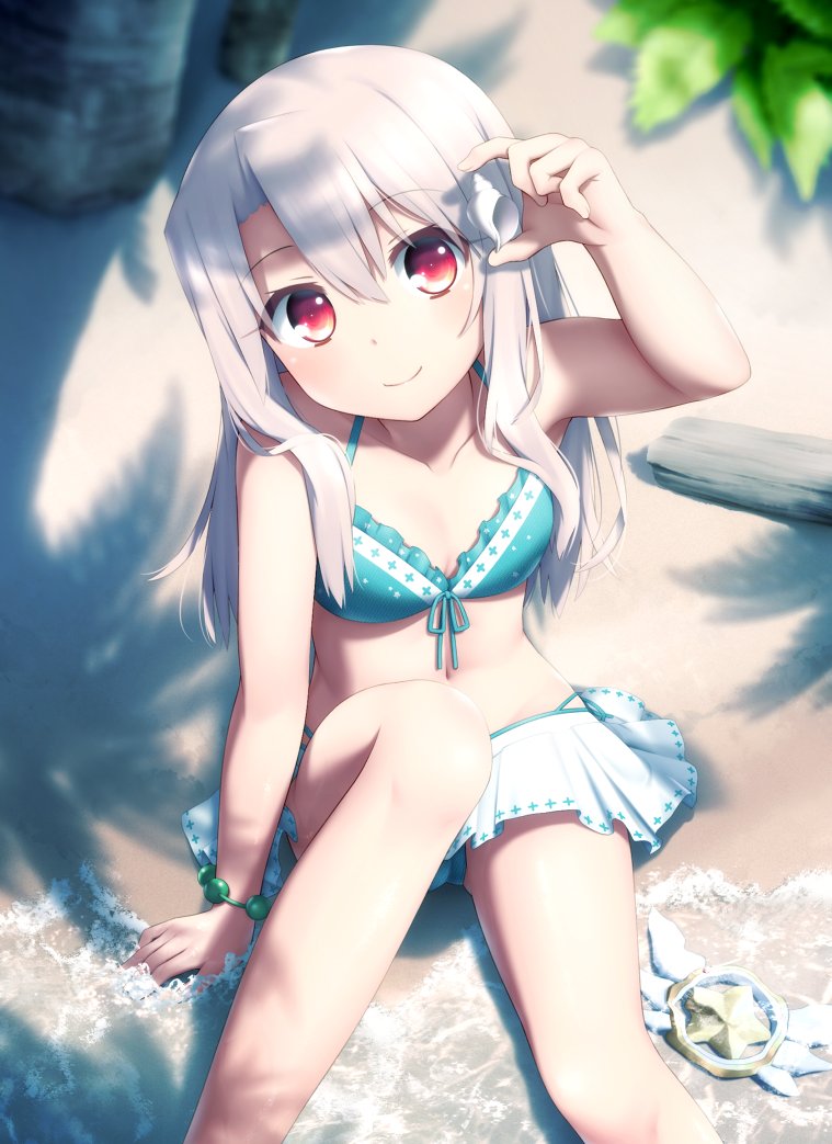 浜辺のイリヤちゃん #プリズマイリヤ 浜辺のイリヤちゃん #プリズマイリヤ